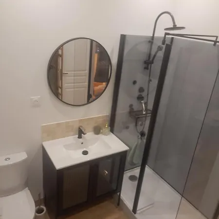 Independant Proche De La Le Bon Secours Pansiyon Dieppe