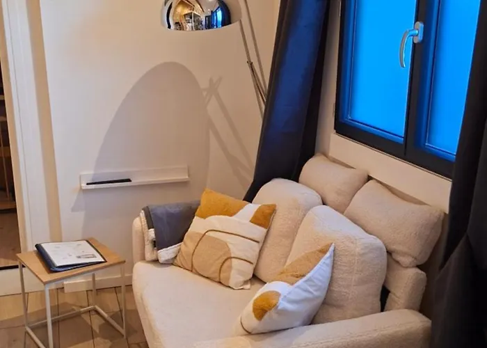 Independant Proche De La Le Bon Secours Homestay szállás *